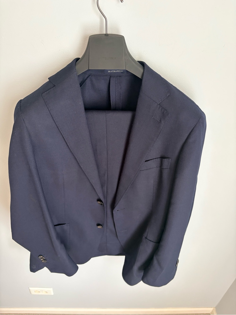 Premium Navy Blue Men's Blazer with Classic Notch Lapel